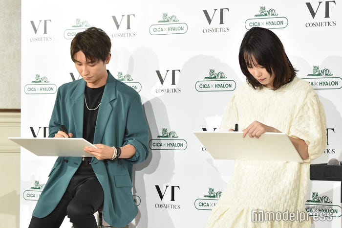 與真司郎、飯豊まりえ (C)モデルプレス