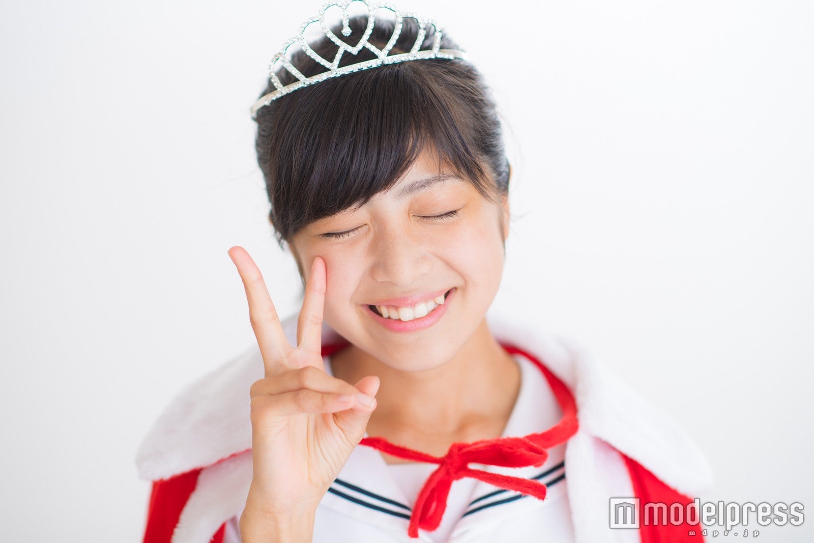 グランプリに輝いた吉田莉桜（りおちょん）さん／「高一ミスコン」（C）モデルプレス