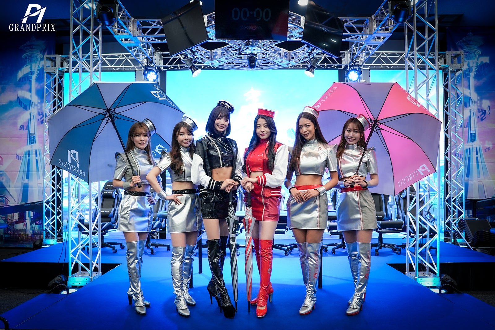 ポーカークイーンたち（提供画像）