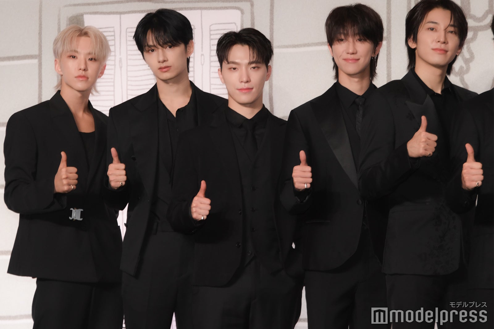 （左から）HOSHI（ホシ）、JUN（ジュン）、DINO（ディノ）、THE 8（ディエイト）、WONWOO（ウォヌ）（C）モデルプレス