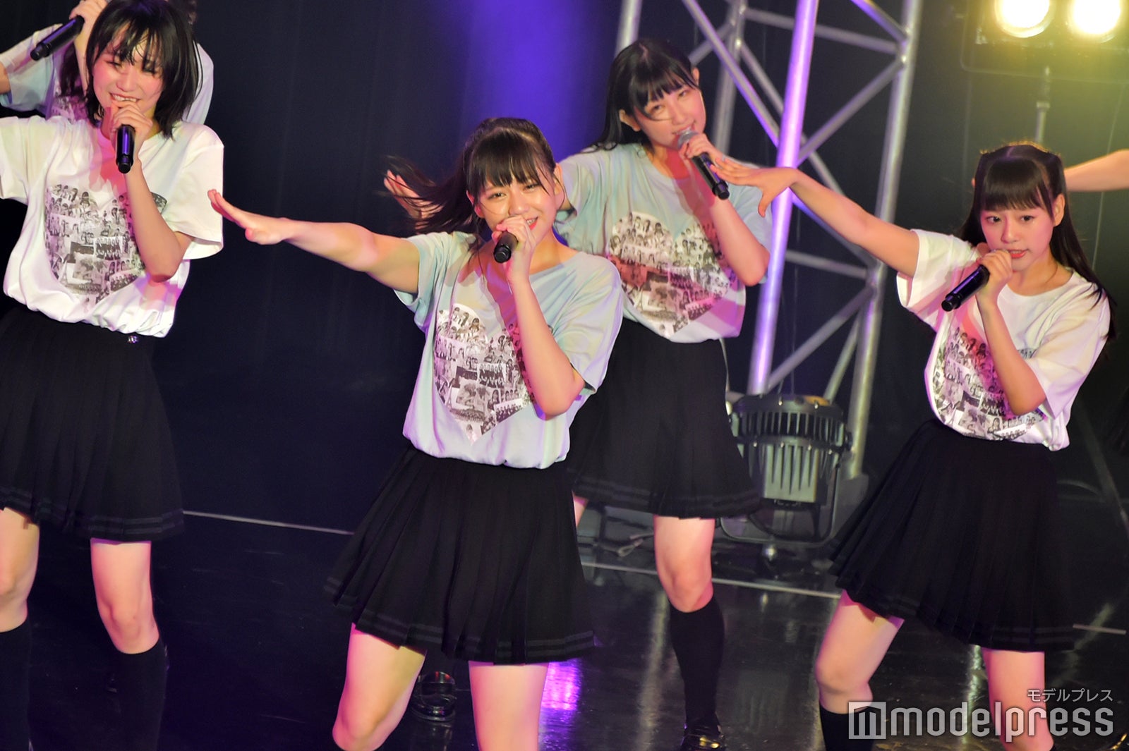 野口衣織、高松瞳、齊藤なぎさ／＝LOVE （C）モデルプレス