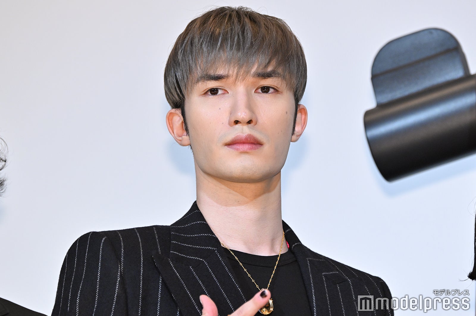 綾瀬はるか、SixTONESジェシーのアクション絶賛 撮影で助けられたこととは＜リボルバー・リリー＞