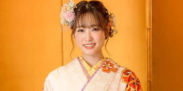 新成人”高橋ひかる、華やか振り袖姿 10代で1番印象に残っていることは