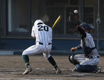 大阪大会 箕面学園が劇的逆転サヨナラで初の決勝進出！タイブレークの死闘制す 十一回に2点勝ち越し許すも直後に3点！押し出し四球で決着