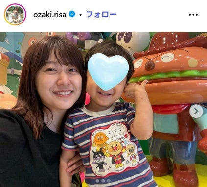 尾崎里紗アナウンサーInstagramより