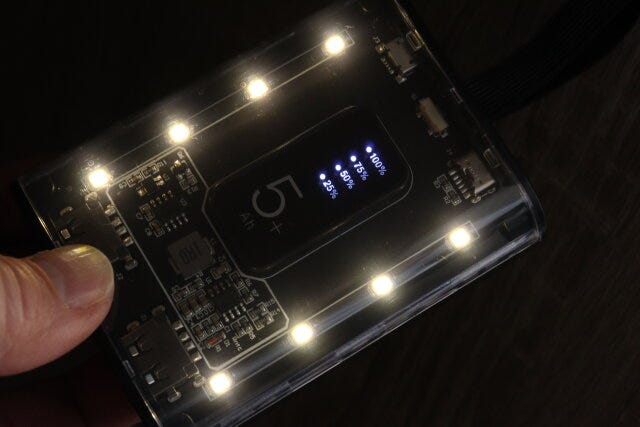 スケルトンデザイン