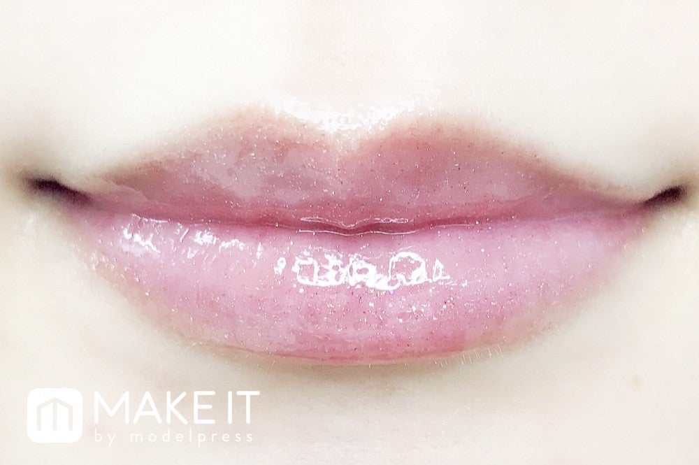 CHICCA／メスメリック グロスオン／16 ピンクエレファント 使用 (C)メイクイット