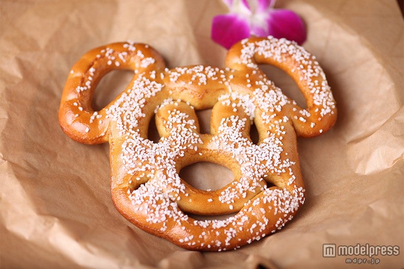 ミッキー・シェイプのプレッツェル（＄5．00）