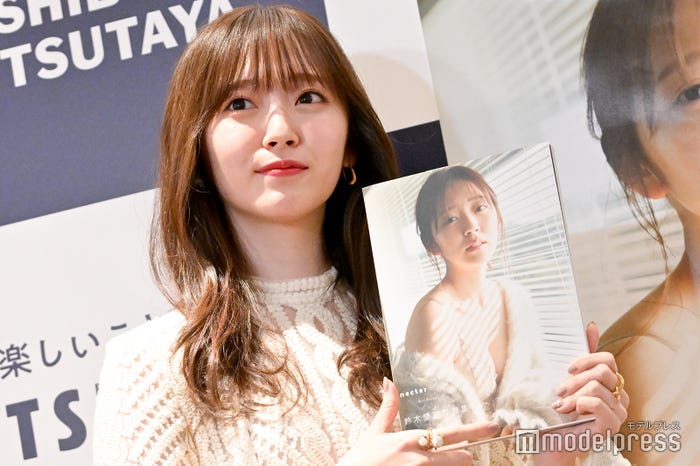 鈴木愛理(C)モデルプレス