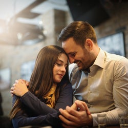 バーロー、好きだからだよ…!男が「惚れた女に見せる態度」とは