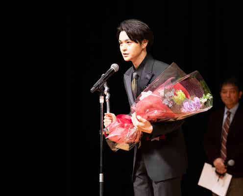 瀬戸康史、妻・山本美月の妊娠発表後初の公の場 主演男優賞受賞の思い「さらに成長して活躍していきたい」<第44回ヨコハマ映画祭>
