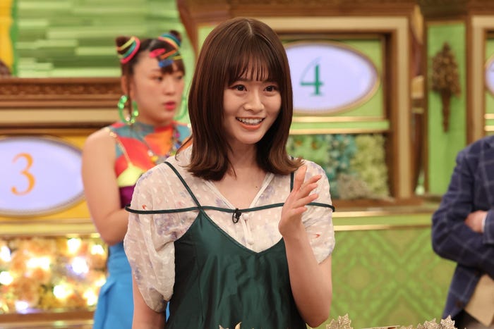 山崎怜奈(C)フジテレビ