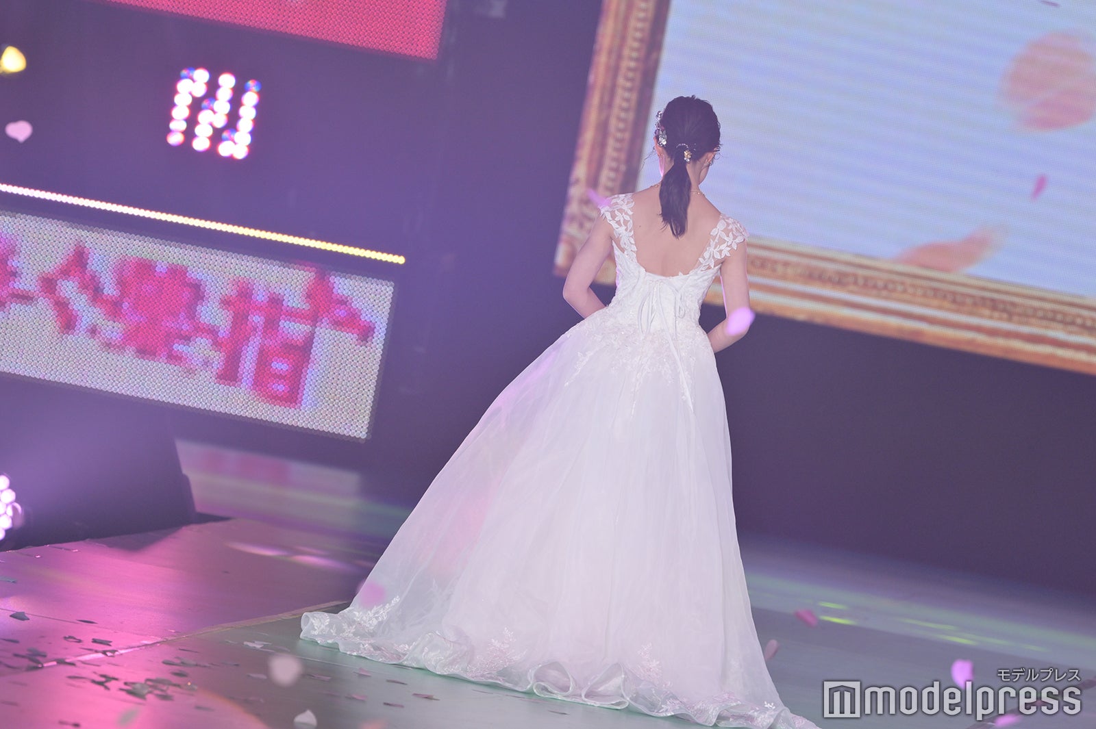 橋本環奈（C）モデルプレス