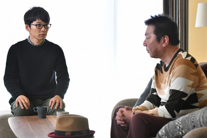 星野源、古田新太「逃げるは恥だが役に立つ」第10話・場面カット(C)TBS