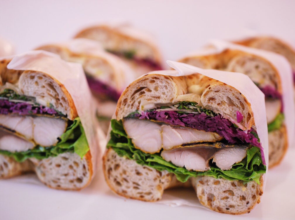 鯖サンド／画像提供：日と々と