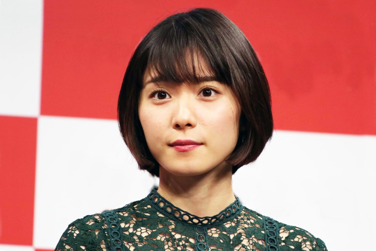 松岡茉優、休日にやっている“快眠法” 寝る前に「あるもの」を飲んで12時間爆睡