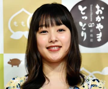 関東地方で地震 スッキリ 生放送中 桜井日奈子の驚く顔がワイプで映される モデルプレス