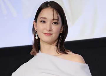 「最近の輝き方ヤバい」ロング髪になった33歳女優 ロケ遭遇の人も「とてもとてもお綺麗でした♥」剛力彩芽に衝撃