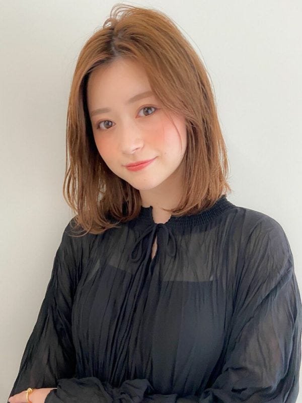 40代 ミディアムパーマ特集 ゆるふわが叶える小顔効果が高い髪型をご紹介 モデルプレス 40代 ミディアムパーマ特集 ゆるふわが叶える小顔効果が高い髪型をご紹介 モデルプレス