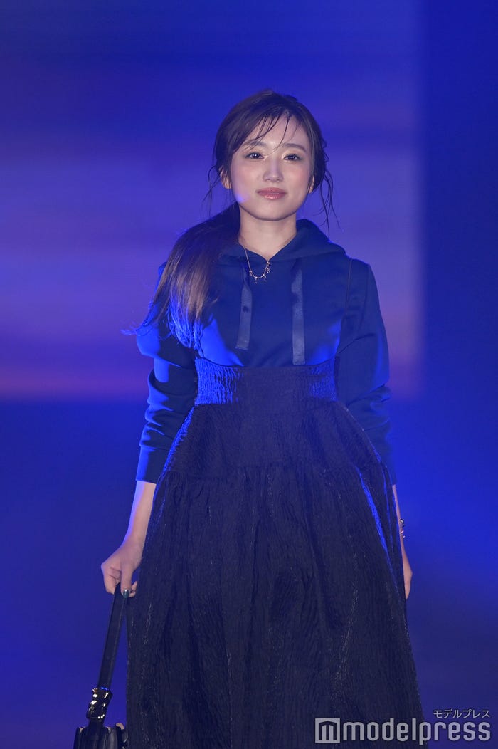 矢吹奈子(C)モデルプレス