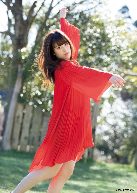 欅坂46・齋藤冬優花(C)佐藤佑一/ヤングマガジン