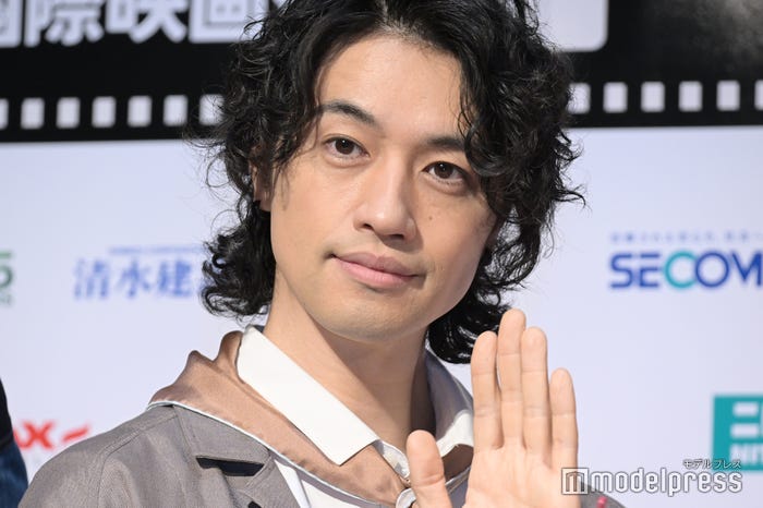 斎藤工(C)モデルプレス