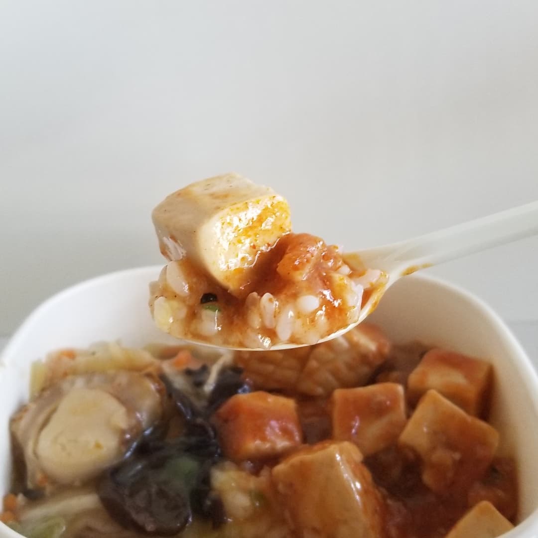 セブンイレブンの蒙古タンメン中本白根誠監修中本丼