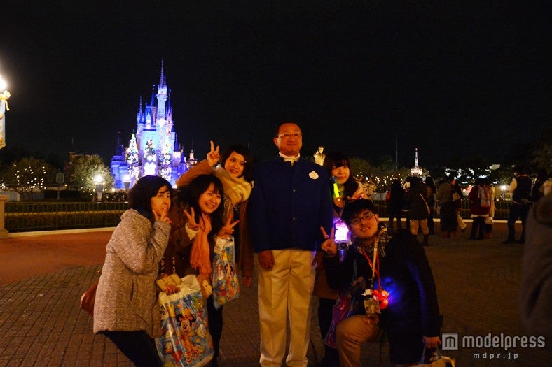 サンクスデー／社長と記念撮影を楽しむ