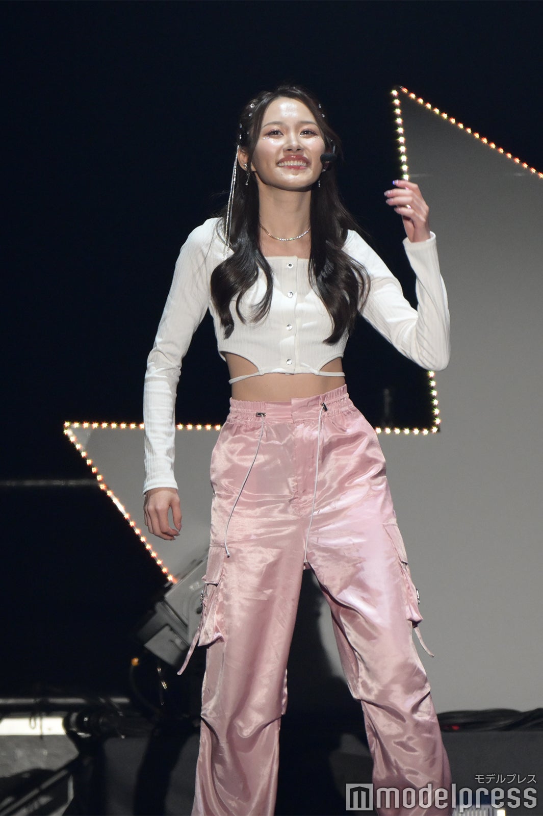 なるねぇ（C）モデルプレス