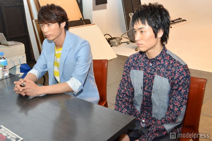 (写真左から)TETSUYA、KEIJI