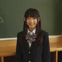 宮脇咲良/シリーズ第3弾「AKB 1/153 恋愛総選挙」より(C)AKS 2012 (C)2012 NBGI