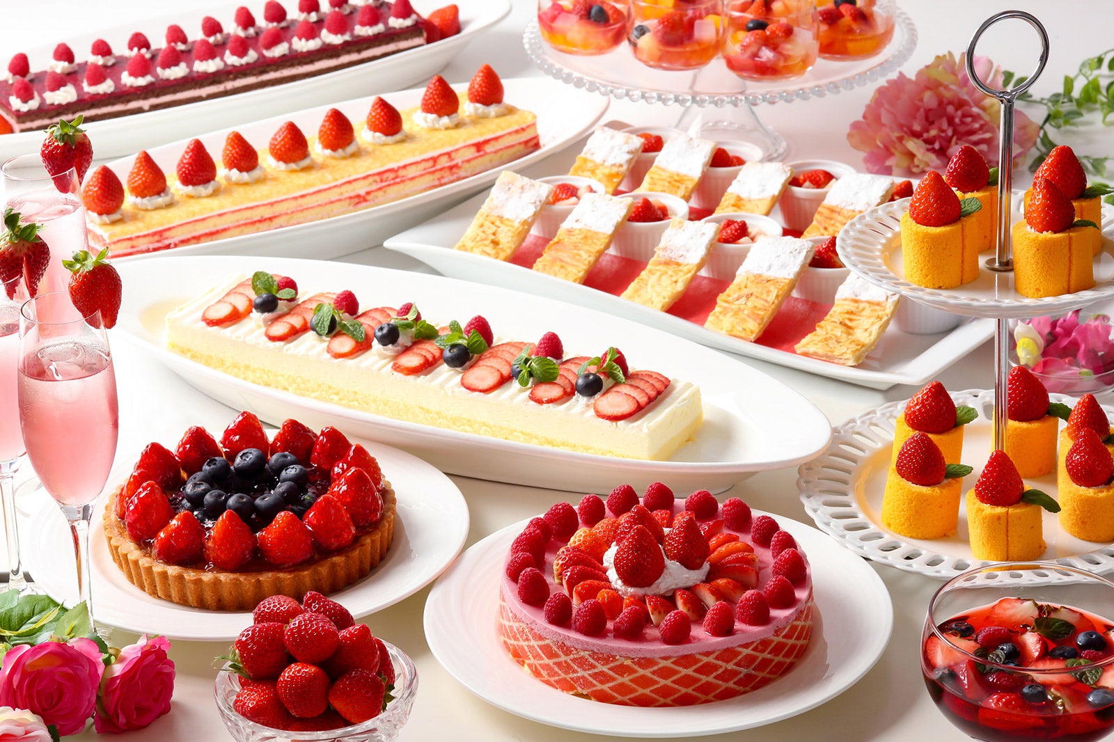 ストロベリーデザートバイキング／画像提供：株式会社東急ホテルズ