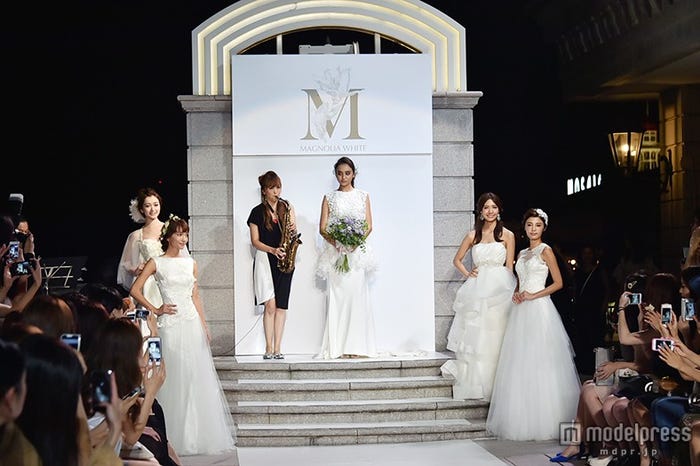 ウェディングドレスショーの様子