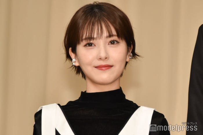 浜辺美波(C)モデルプレス