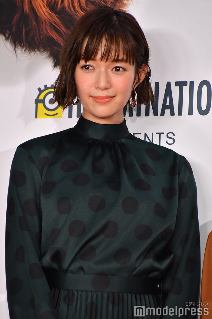 イメチェン前の佐藤栞里 (C)モデルプレス