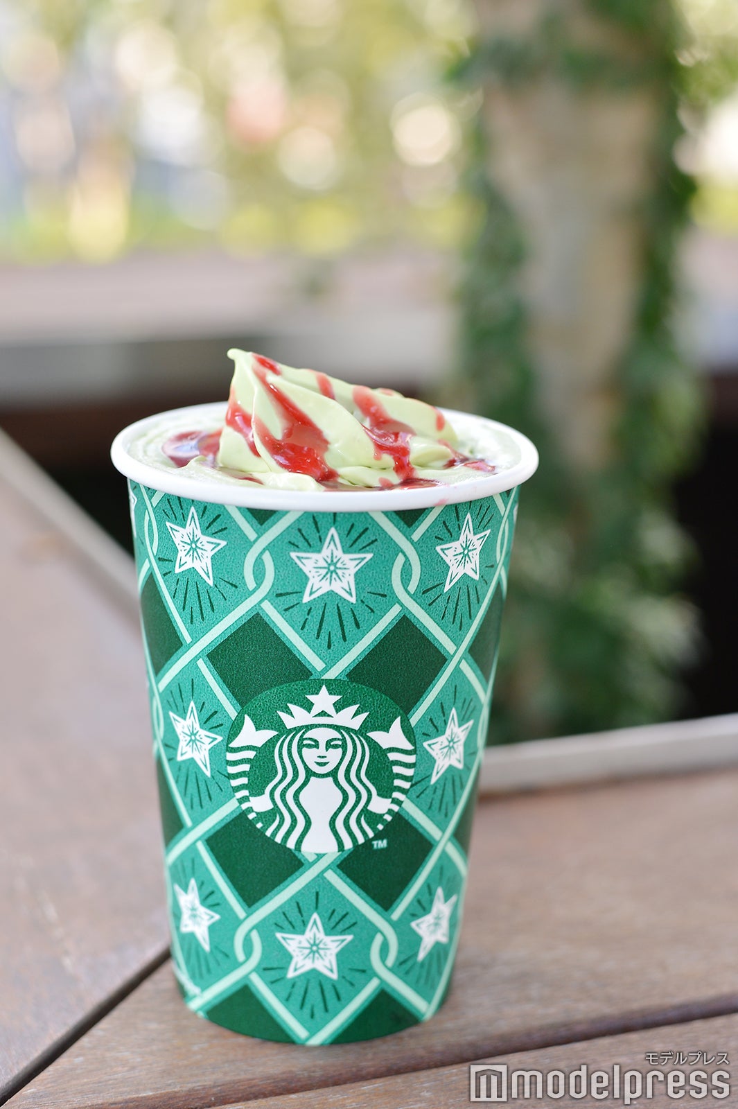 ピスタチオ クリスマス ツリー （C）モデルプレス