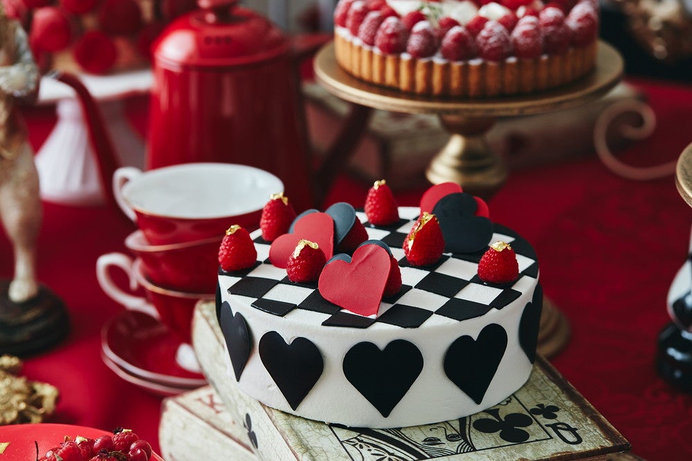 アリスのBlack＆Redティーパーティー／画像提供：ヒルトン