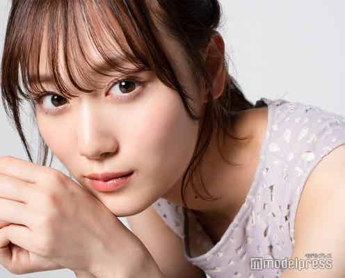 乃木坂46山下美月、初水着&ランジェリーカットでハプニングも「最後まで妥協せずに」<「忘れられない人」インタビュー>