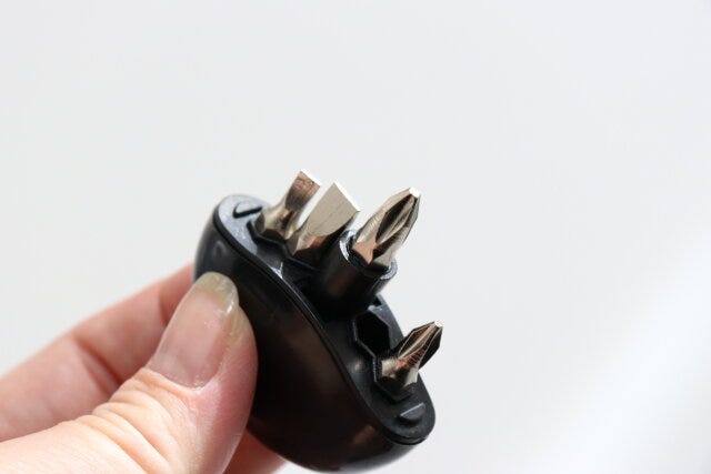 ダイソー　キーホルダー型ドライバー　使い方