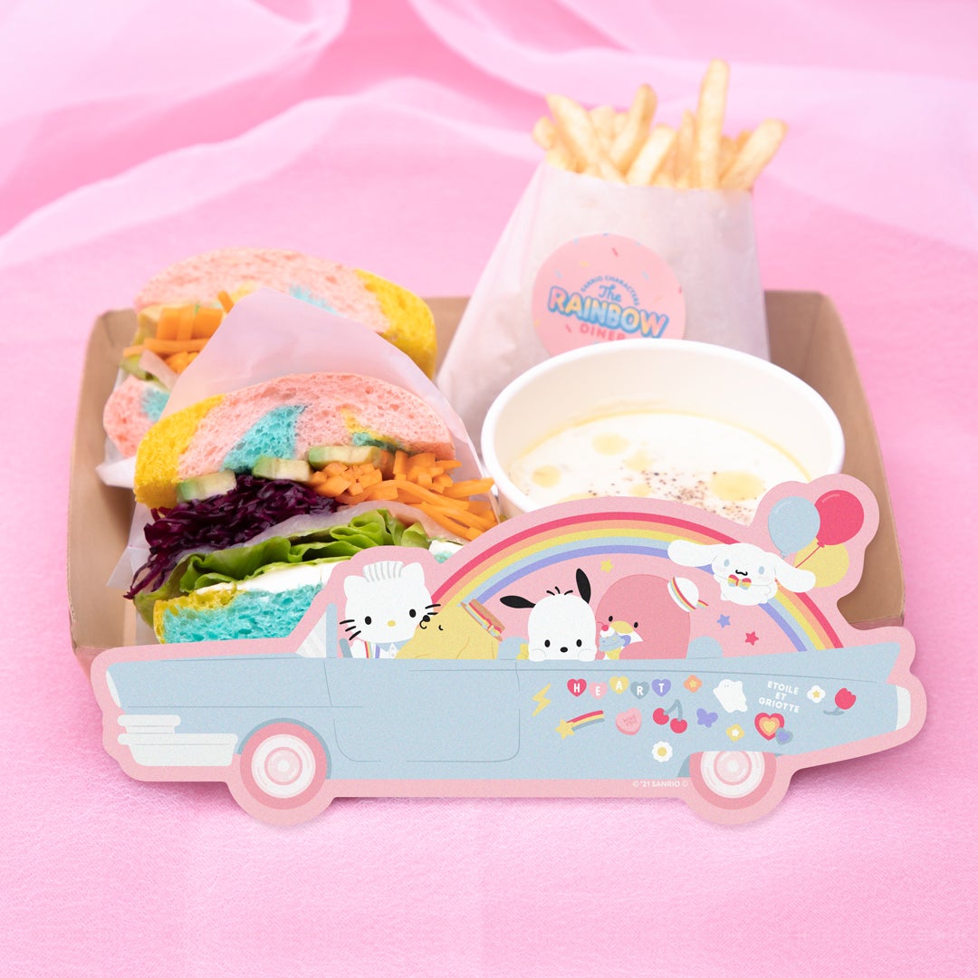 レインボーベーグルサンドBOX税込1,540円（C）2021 SANRIO CO．，LTD．