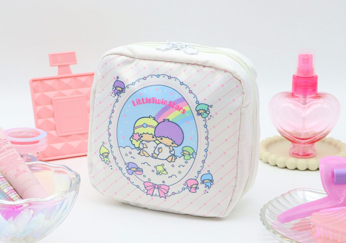 この付録…お店で買ったらいくらするの！？可愛くて収納力抜群♡リトルツインスターズのポーチ