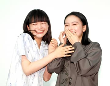 見上愛＆上坂樹里 NHK朝ドラ「風、薫る」試写で涙 撮影開始から半年 2人だからこそ「できることが広がっていく」