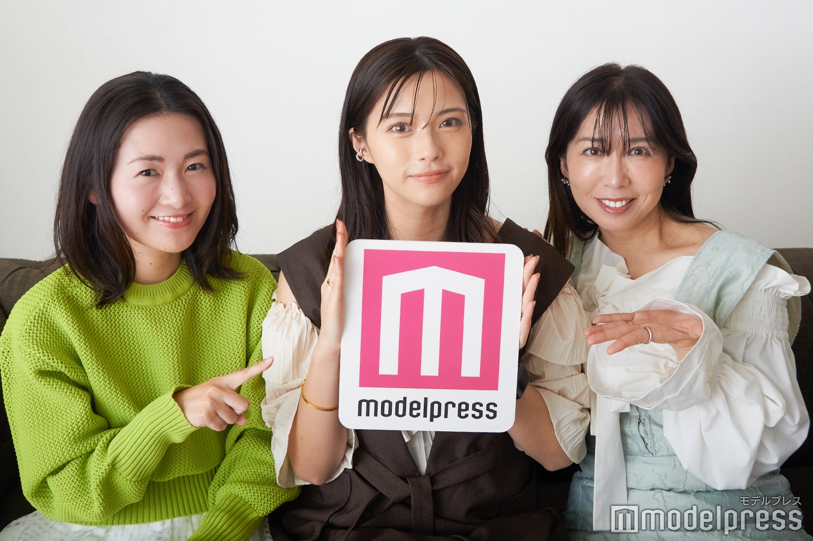 （C）モデルプレス