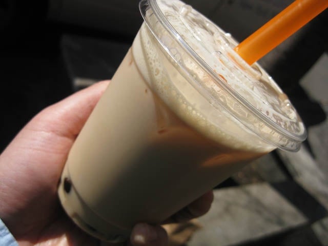 低カロリーかつ栄養豊富／02 almond milk bubble tea by Jason Lam