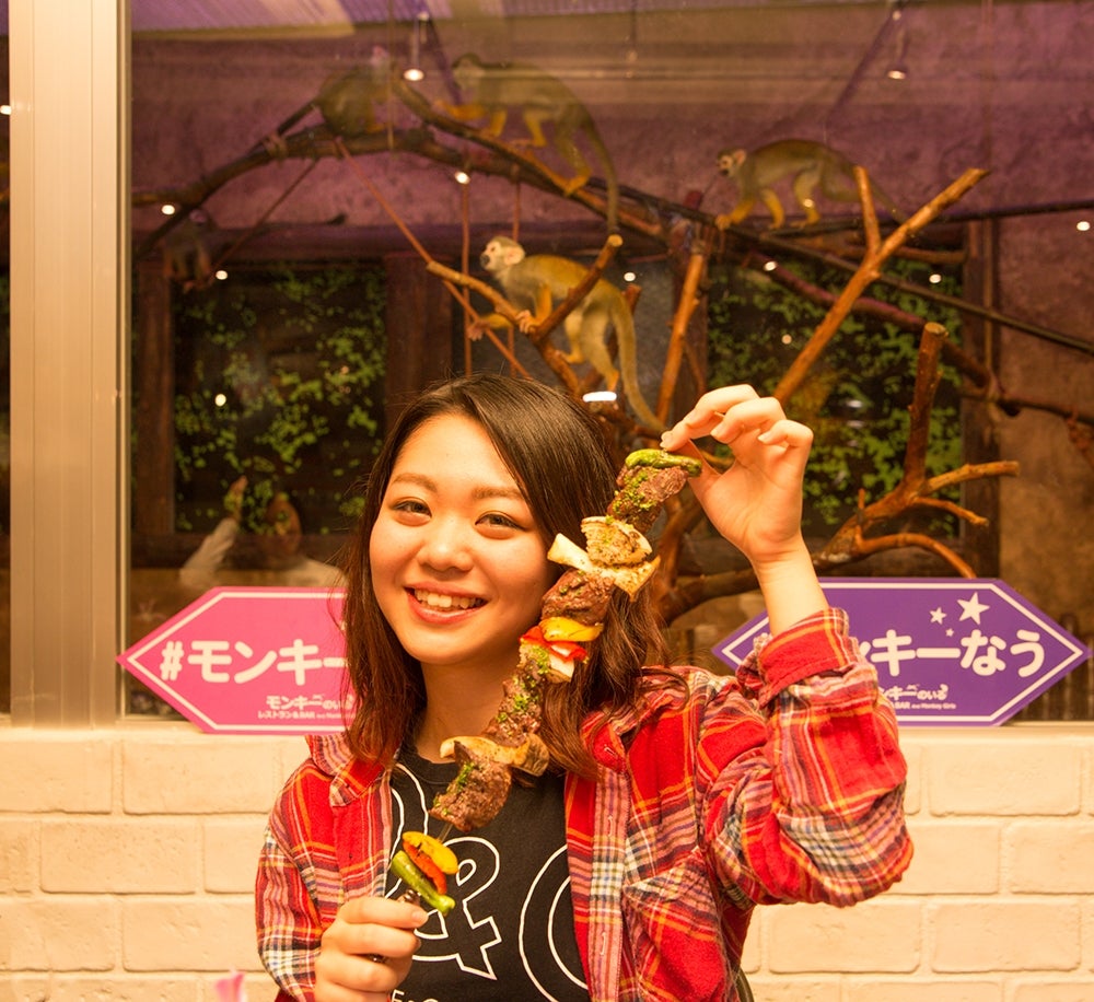 ボリューム満点のフードメニュー／画像提供：アニマルズ