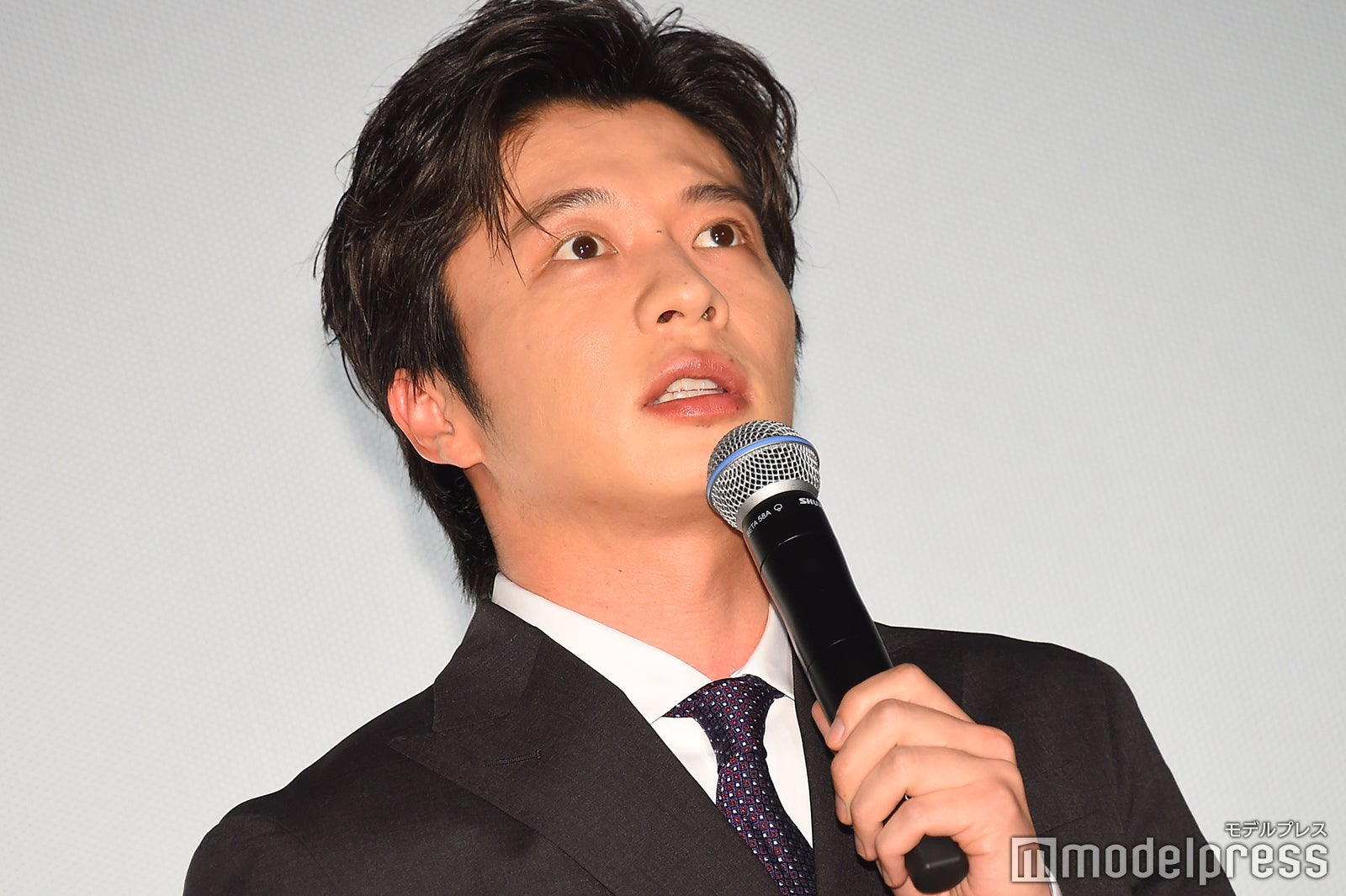 年齢差のある配役に戸惑いを見せた田中圭（C）モデルプレス