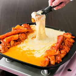 新大久保で最大2時間半待ち!チーズタッカルビ発祥の店「市場タッカルビ」大阪・道頓堀にOPEN/画像提供:フードクリエイションワークス株式会社