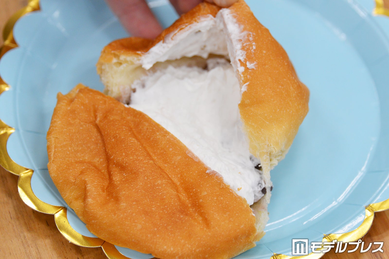 （C）モデルプレス