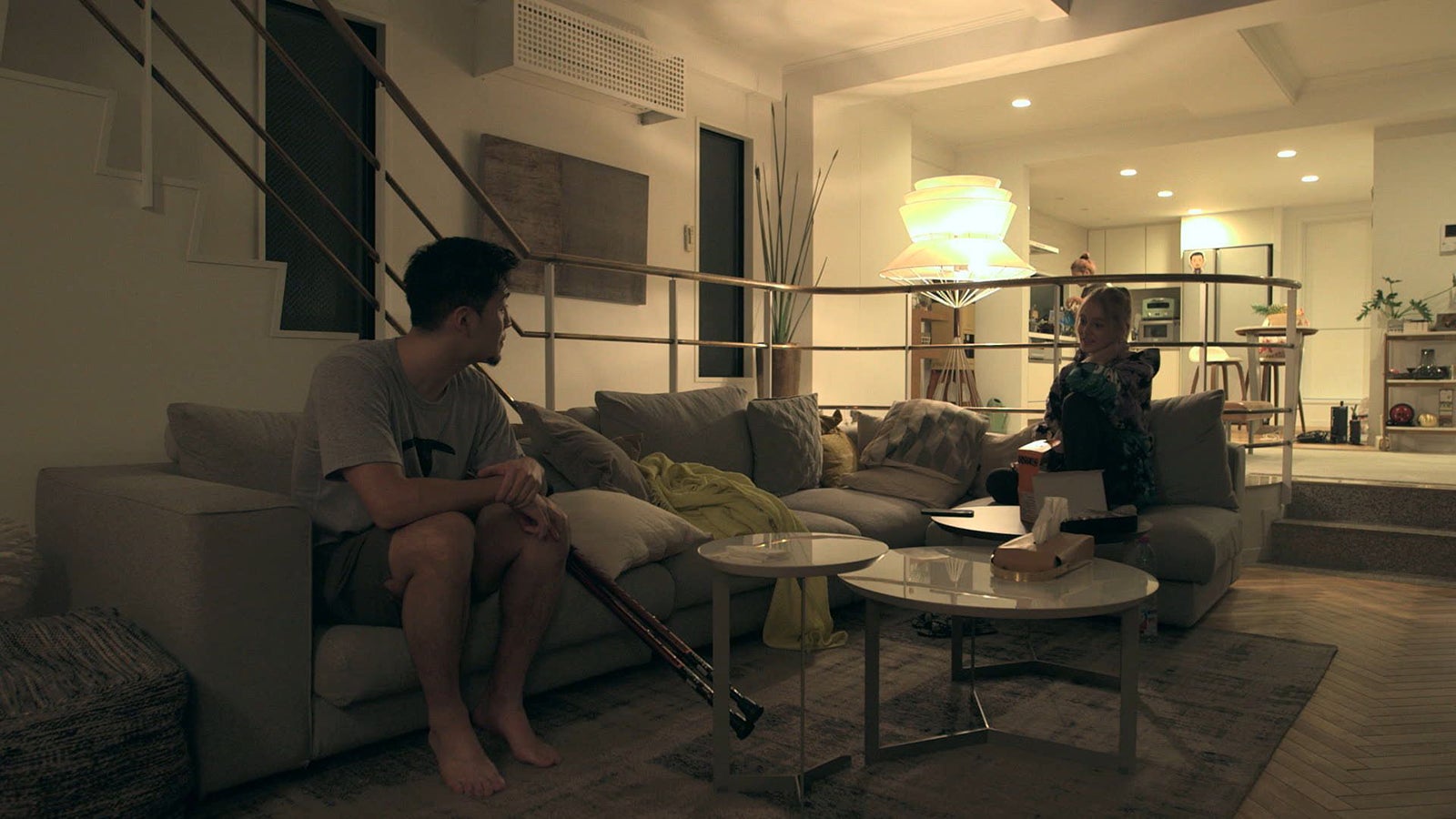 凌、ビビ「TERRACE HOUSE TOKYO 2019-2020」26th WEEK（C）フジテレビ／イースト・エンタテインメント