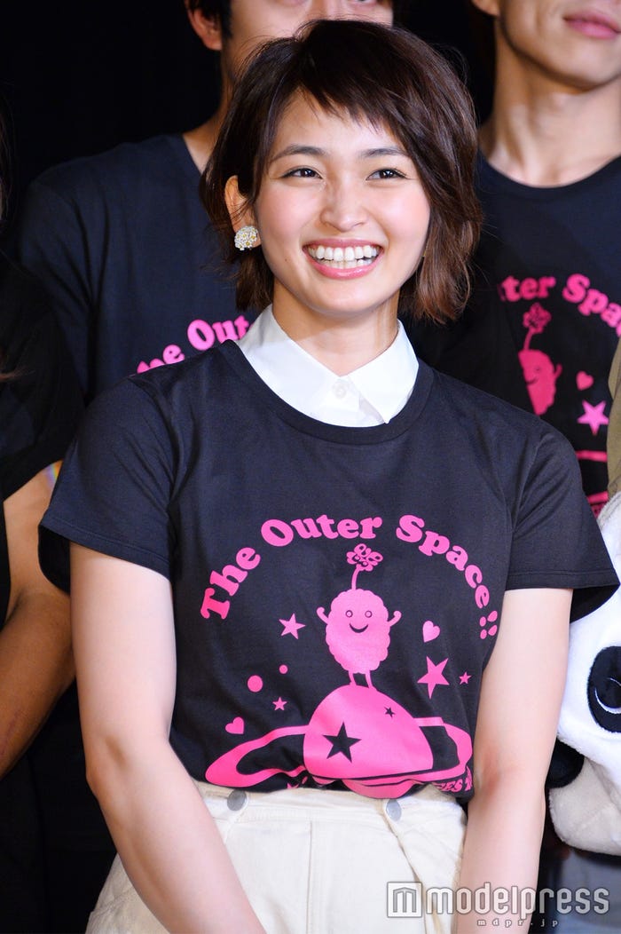 岡本玲 (C)モデルプレス